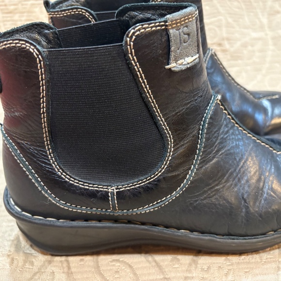 Josef Seibel Black Ankle Boots Women's 40 or USA 7-7.5-8 - Picture 4 of 8